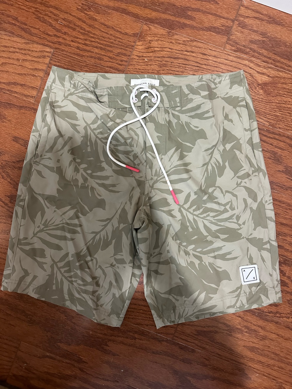 American Eagle Outfitters Olive Green Leaf-Print Swim Trunks
